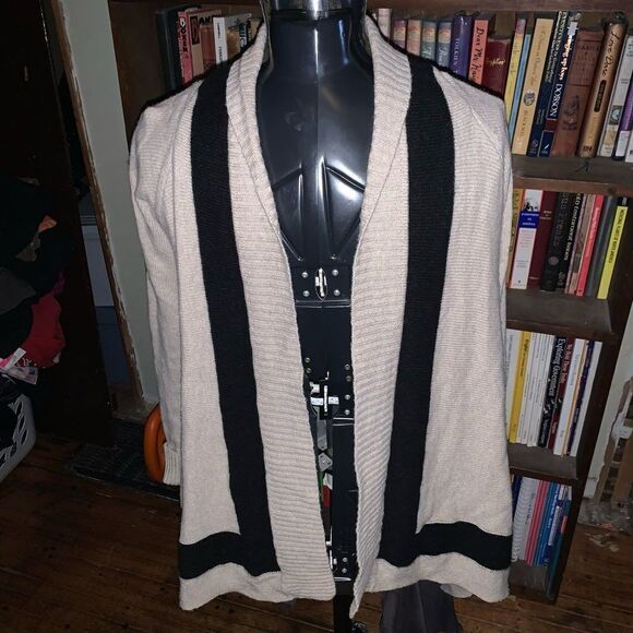 Banana Republic cream and black merino wool cashmere blend S cardigan - Picture 1 of 4